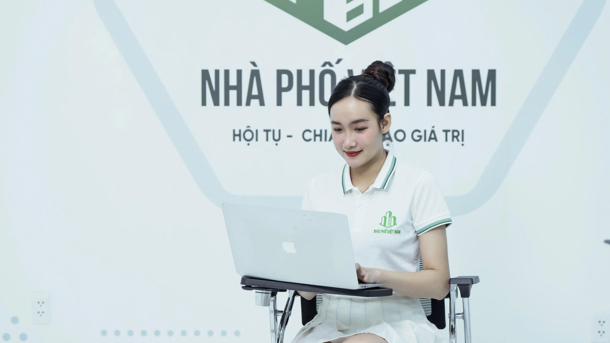 Làm thế nào để vượt qua khủng hoảng tinh thần sau 6 tháng thất nghiệp?